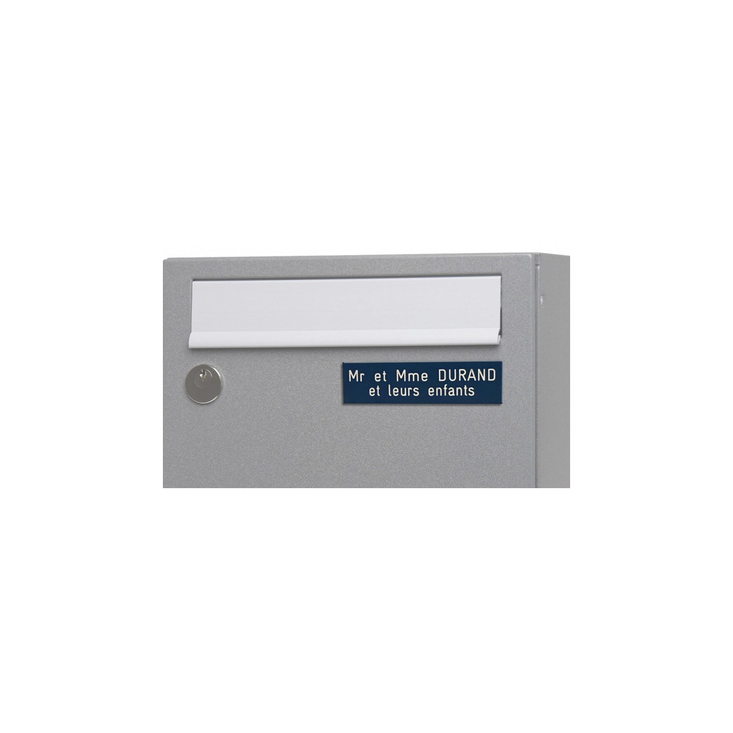 Plaque de boîte aux lettres, fond bleu, texte gravé blanc