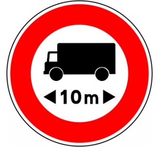 Panneau routier "Accès interdit aux camions de plus de 10m" B10a