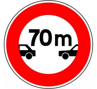 Panneau routier "Interdiction de circuler sans maintenir une distance de 70m" B17