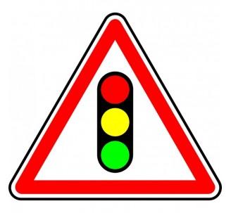 Panneau routier "Annonce de feux tricolores" A17