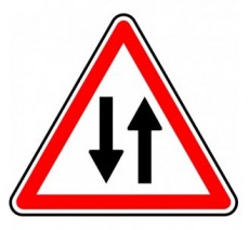 Panneau routier "Circulation dans les deux sens" A18