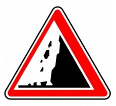 Panneau routier "Risque de chutes de pierres" A19