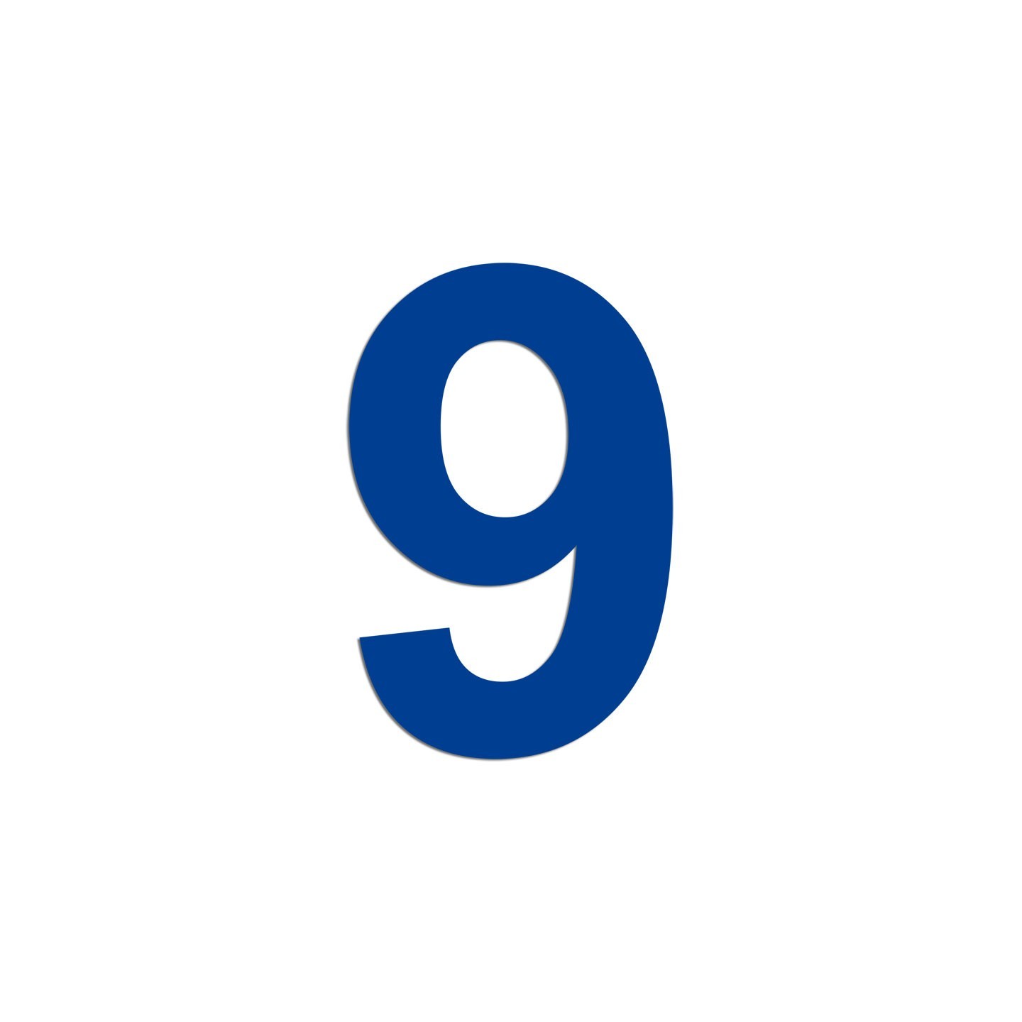 Chiffre "9" en alu découpé, dimensions et coloris au choix