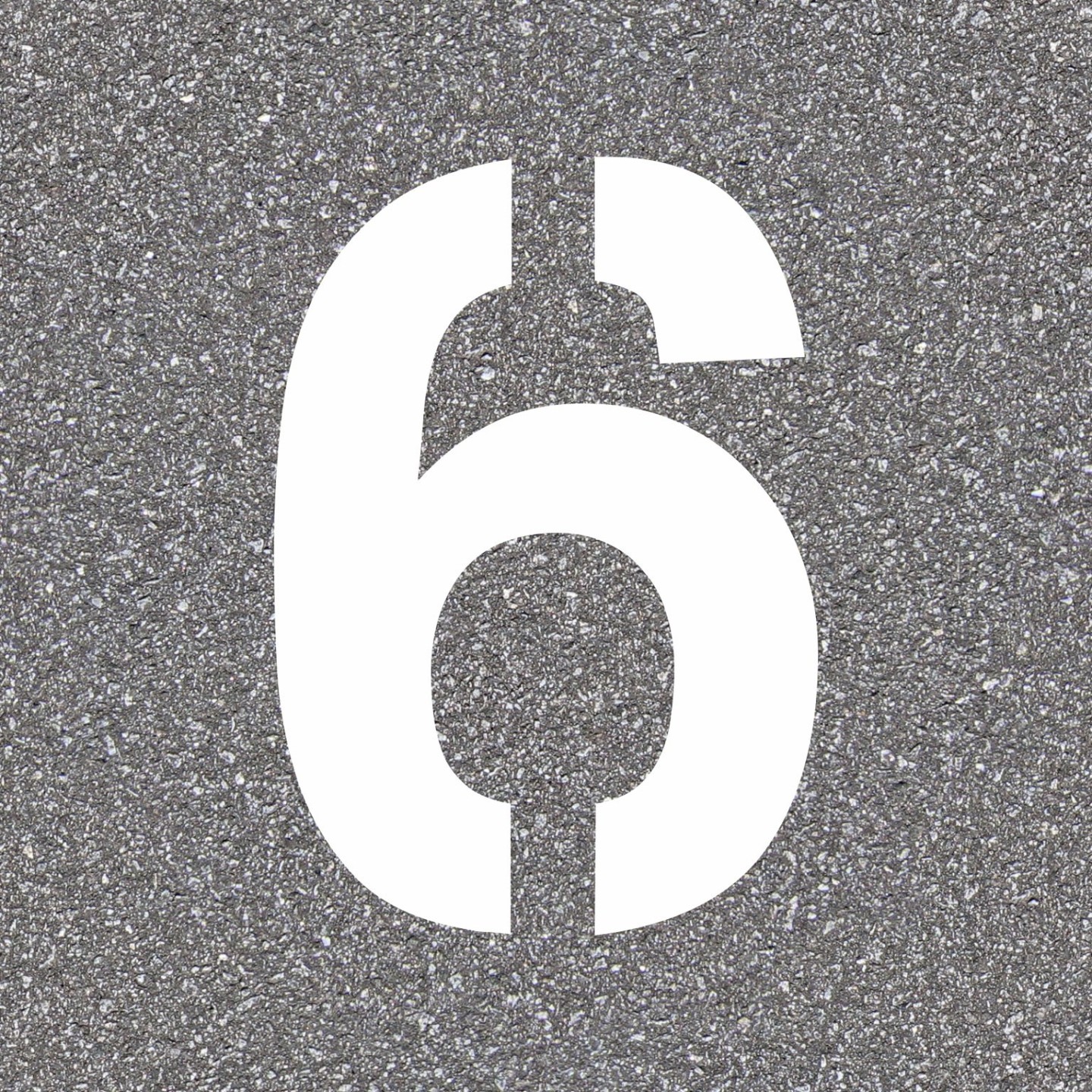 Pochoir en bois du chiffre "6"