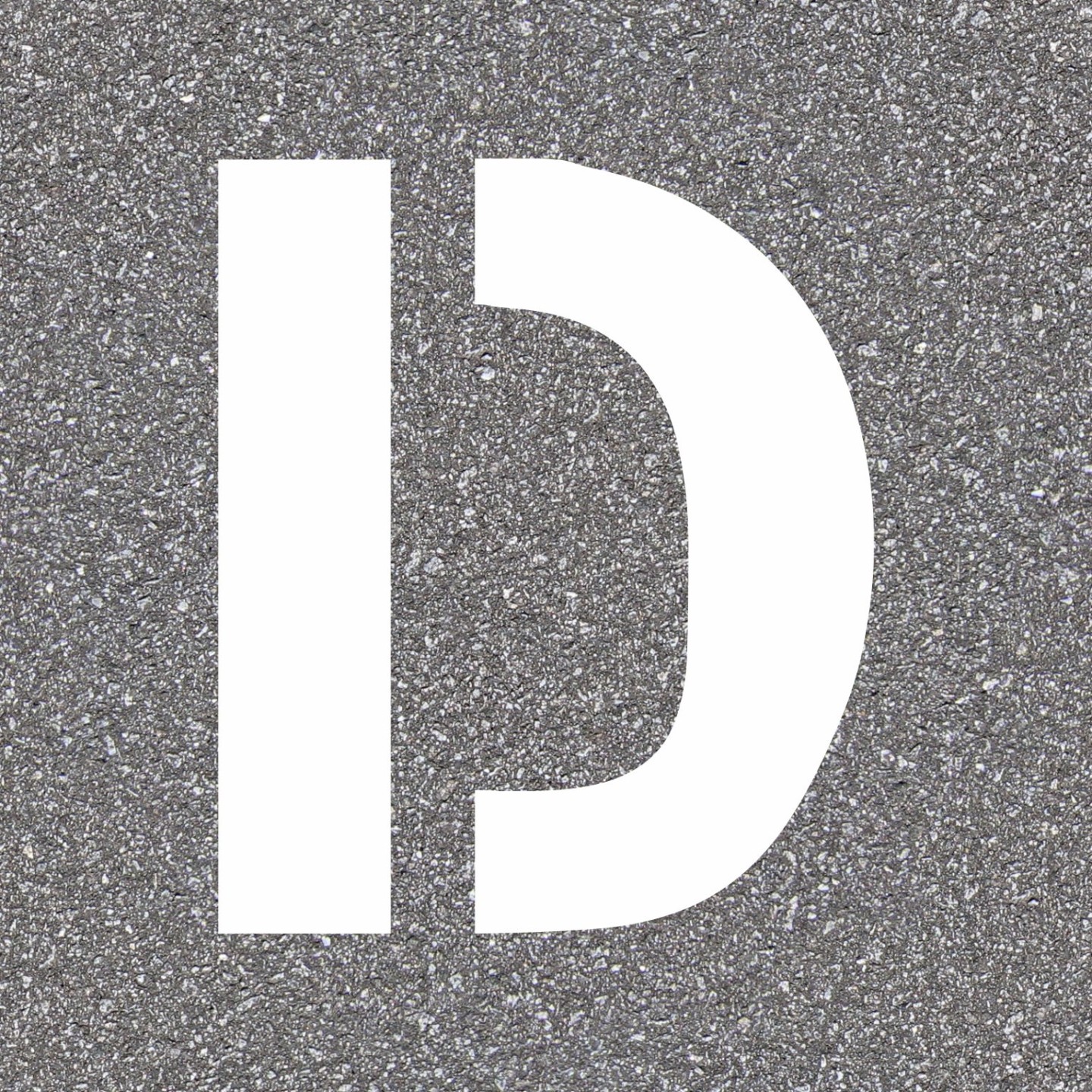 Pochoir en bois de la lettre "D"