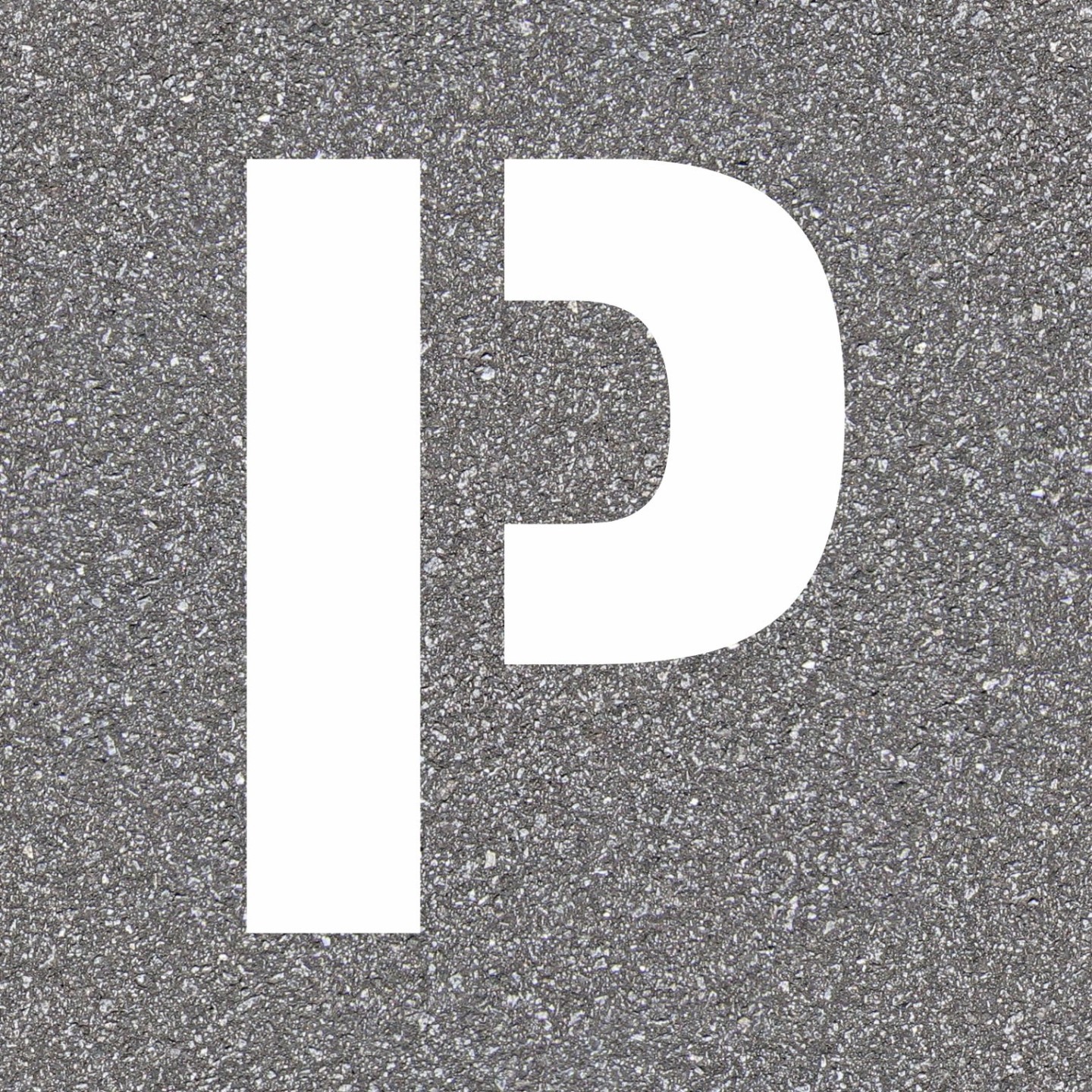 Pochoir en bois de la lettre "P"
