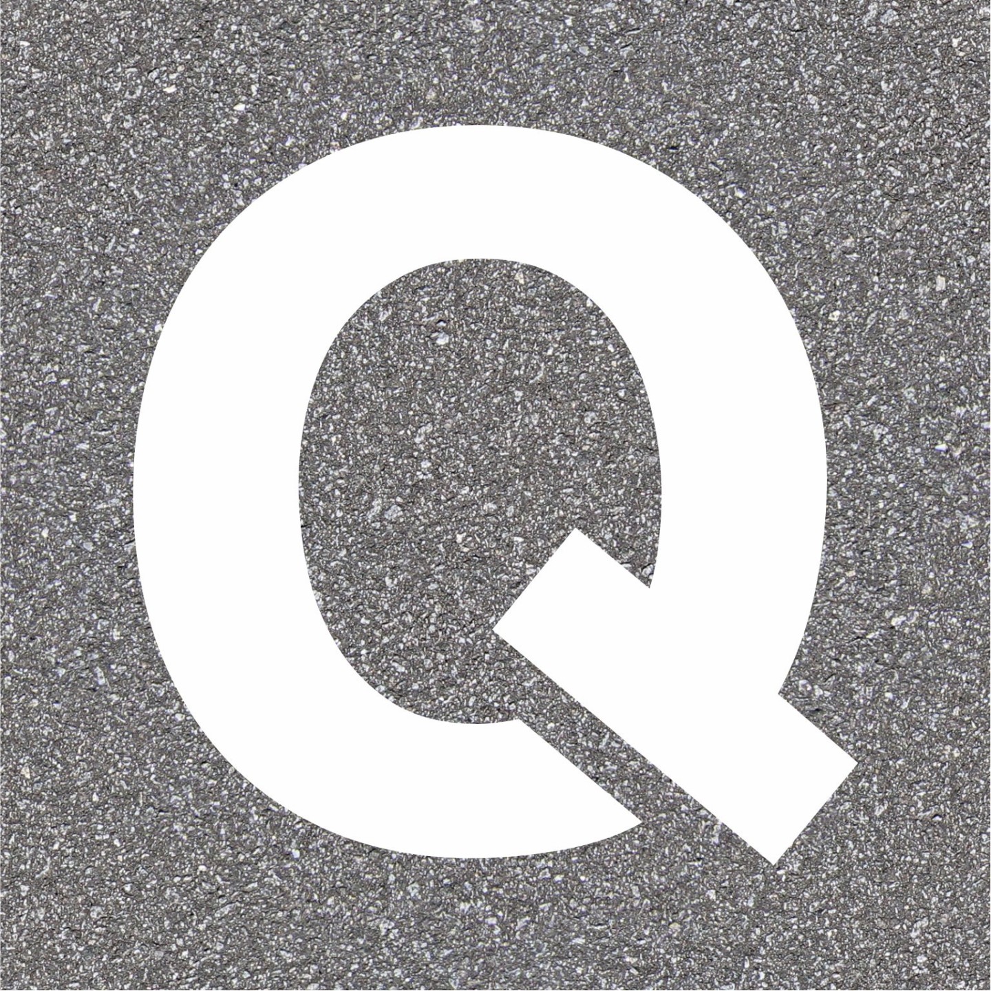 Pochoir en bois de la lettre "Q"