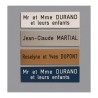 Plaque de boîte aux lettres, fond argent, texte gravé noir