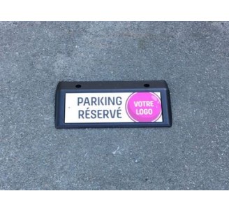 Plaque d'identification de place de parking