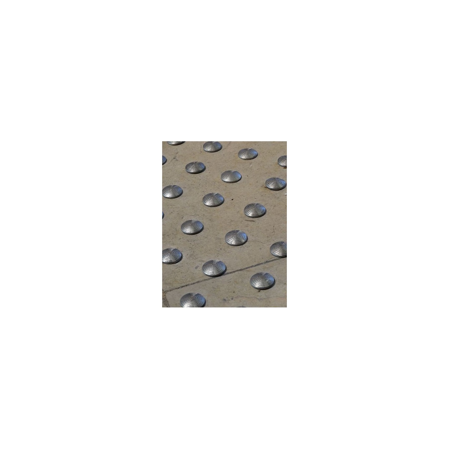 Clous podotactiles antidérapants diam.25mm, Inox, norme NF