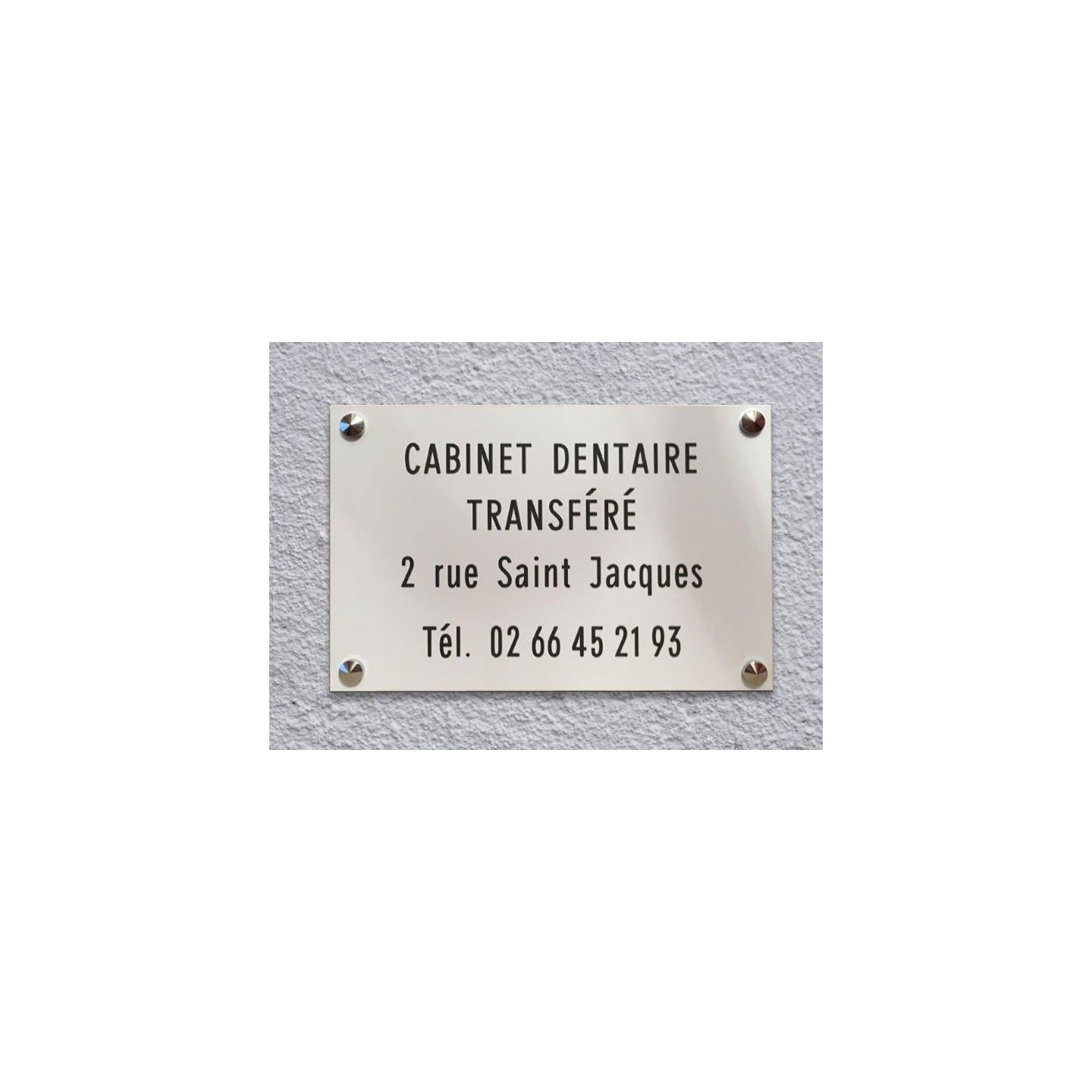 Plaque de transfert provisoire, fond blanc, texte gravé noir